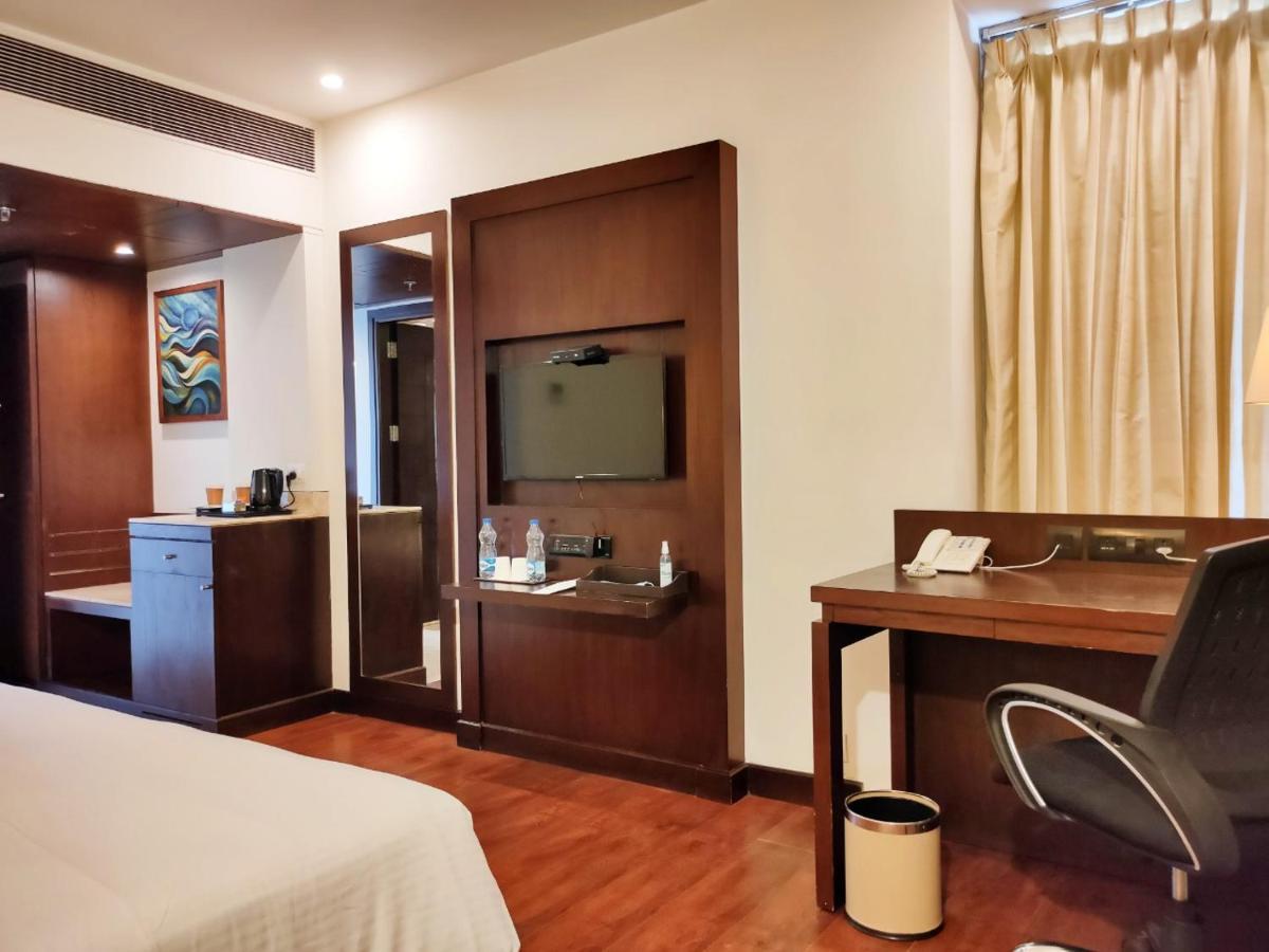 Country Inn & Suites By Radisson, Bhiwadi Eksteriør bilde